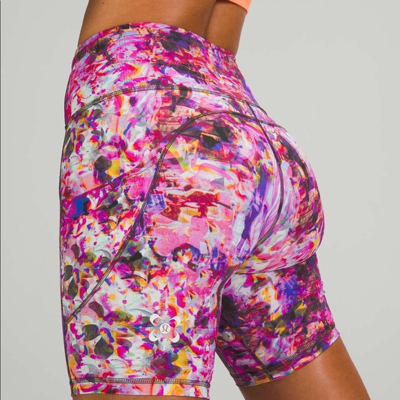 Lululemon SeaWheeze 2021 Fast & Free High Rise Shorts 8" Flash Floral Multi 0 - Picture 3 of 6
